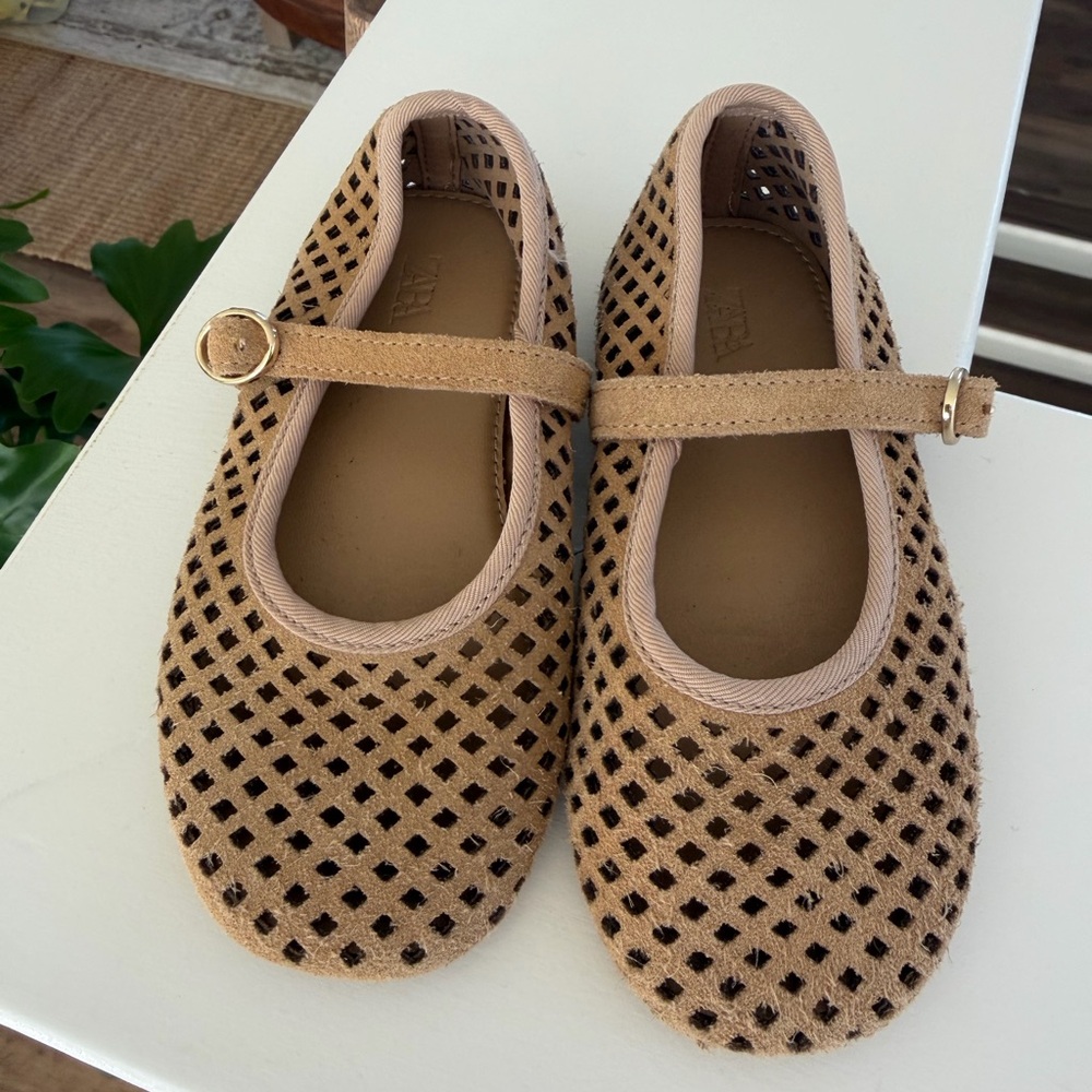 Zara Kids Beige Openwork Leather Ballet Flats